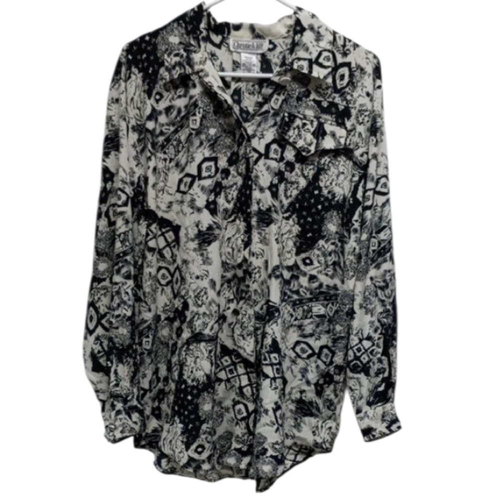 Christie & Jill Black/White Floral Print Button Down Long Sleeve